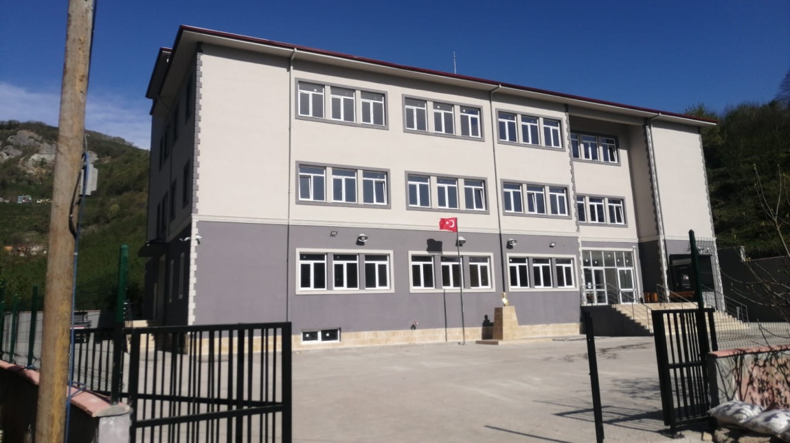 Osman Özyurt Ortaokulu Fotoğrafı